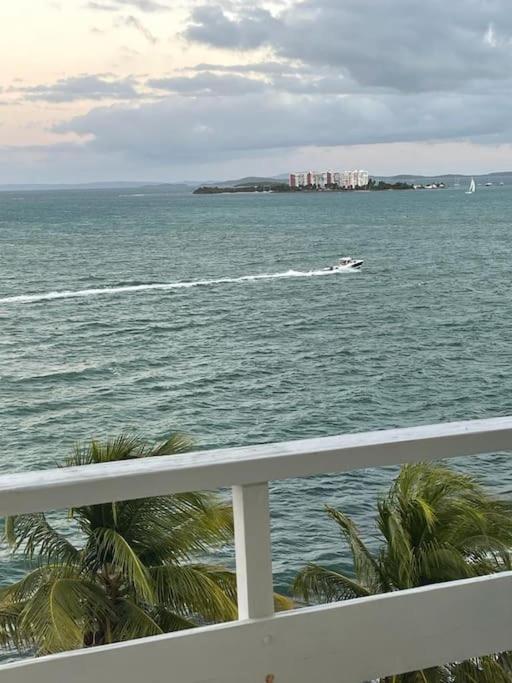 Beautiful Ocean Blue Love Oceanfront Apartment 法哈多 外观 照片
